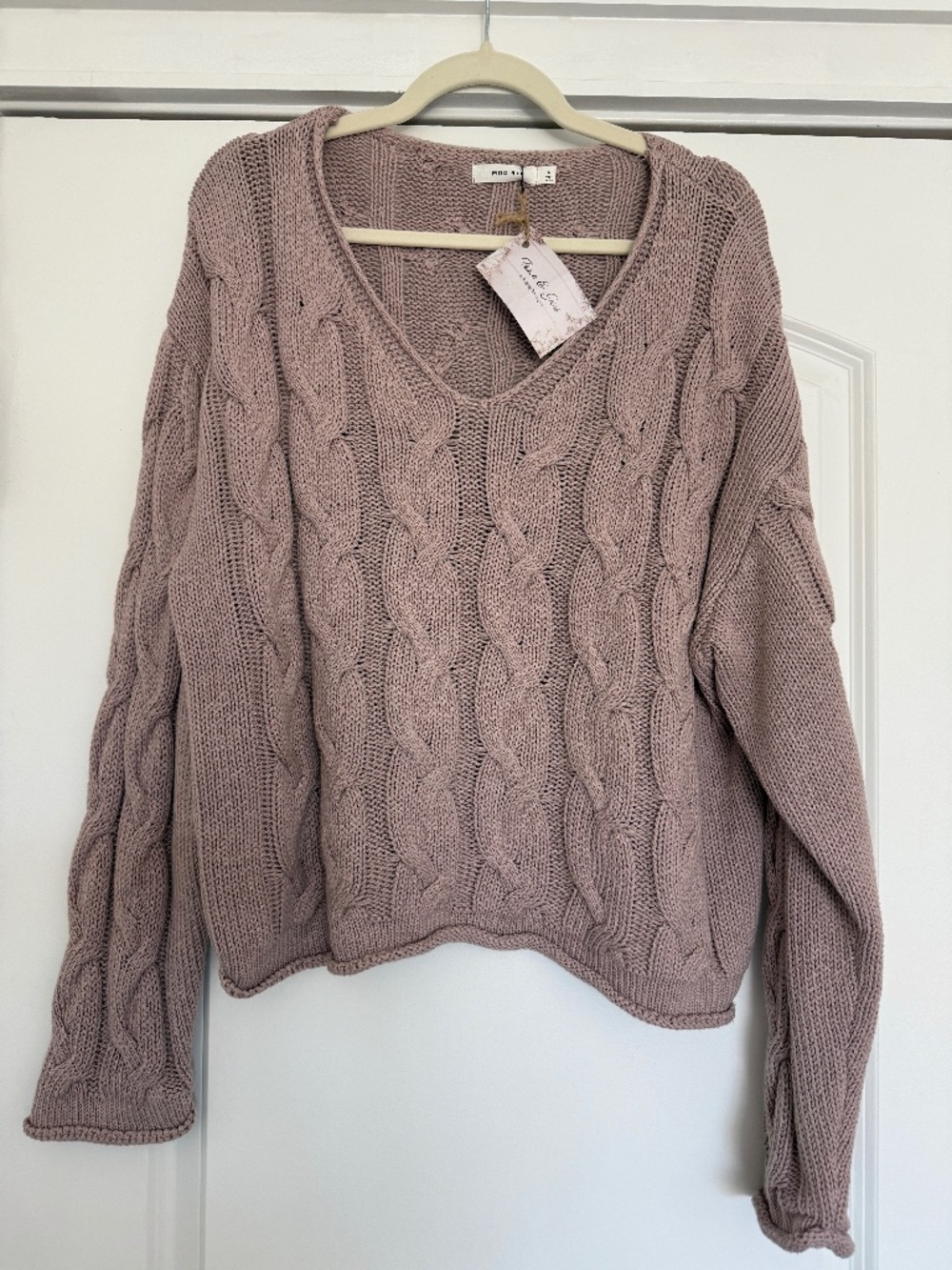 NWT Mod Ref Cable Knit V-Neck Sweater Mauve Size Large